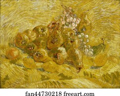 Quinces, lemons, pears and grapes