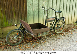 old fashioned delivery bike